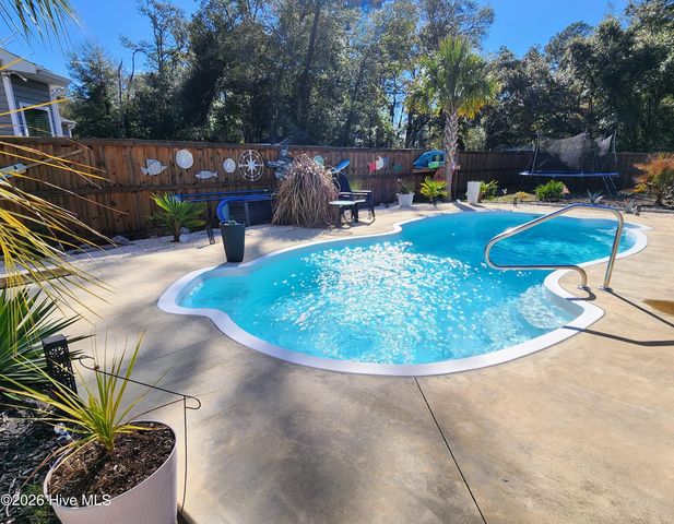 1133 Spincast Road, Southport, NC 28461