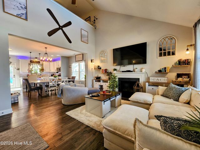 1133 Spincast Road, Southport, NC 28461