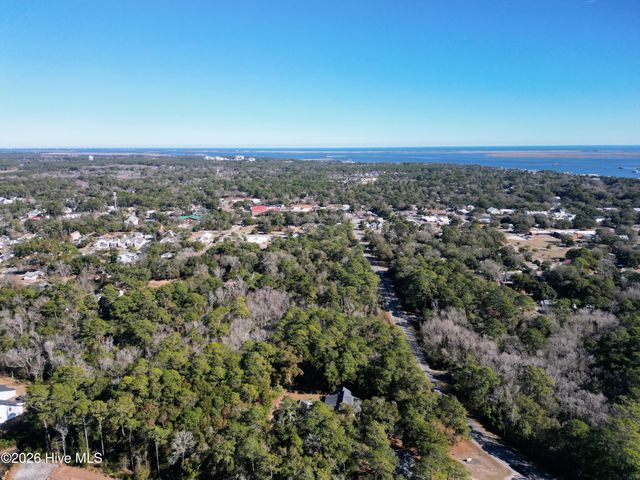 1133 Spincast Road, Southport, NC 28461