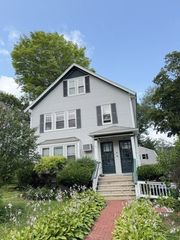 55 Walker St 2, Newton, MA 02460