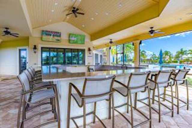 599 SE Villandry Way, Port St. Lucie, FL 34984