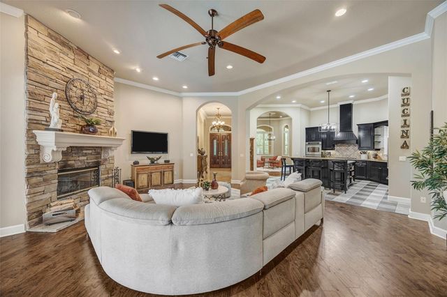 7519 YARDLEY WAY, Tampa, FL 33647