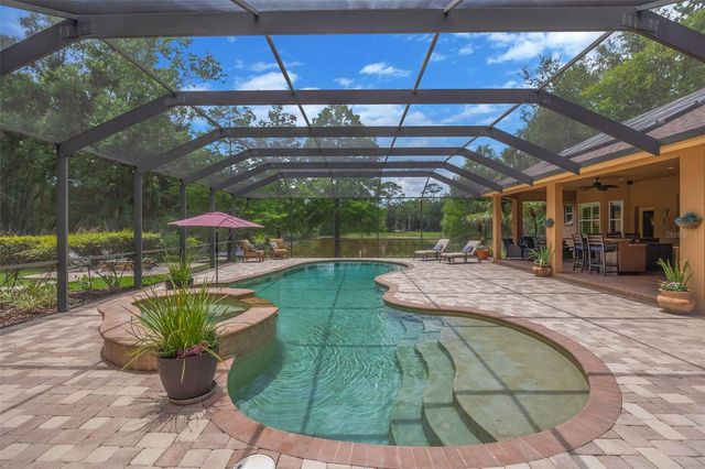 7519 YARDLEY WAY, Tampa, FL 33647