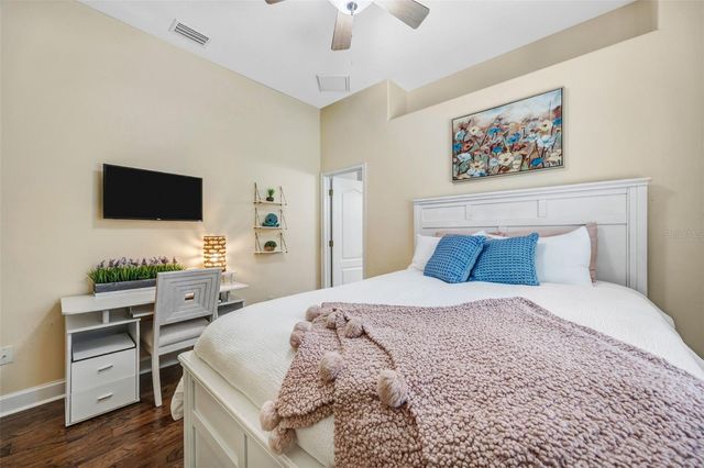 7519 YARDLEY WAY, Tampa, FL 33647