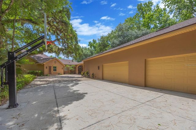 7519 YARDLEY WAY, Tampa, FL 33647