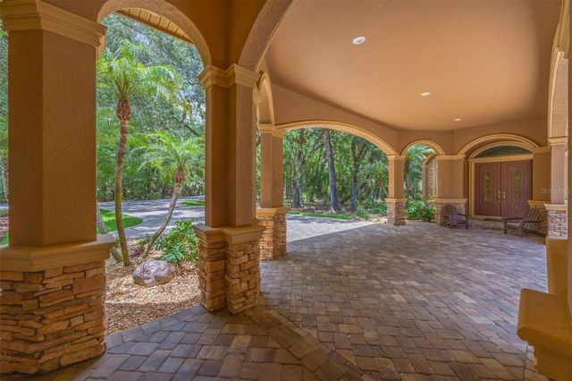 7519 YARDLEY WAY, Tampa, FL 33647