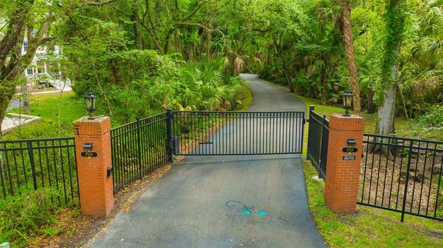 7519 YARDLEY WAY, Tampa, FL 33647