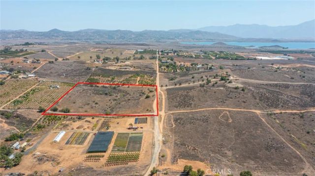 0 Vista Del Lago Dr., Riverside, CA 92503