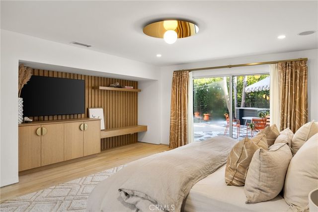 341 Vista Baya, Costa Mesa, CA 92627