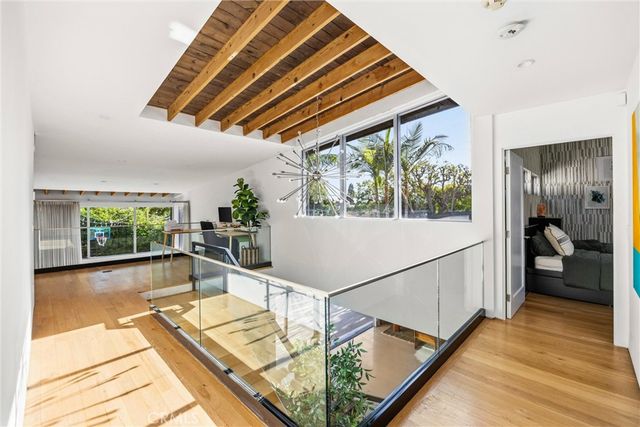 341 Vista Baya, Costa Mesa, CA 92627