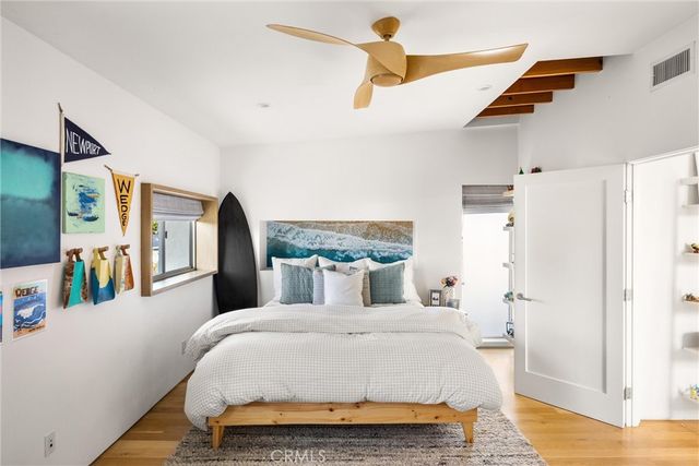341 Vista Baya, Costa Mesa, CA 92627