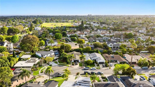 341 Vista Baya, Costa Mesa, CA 92627