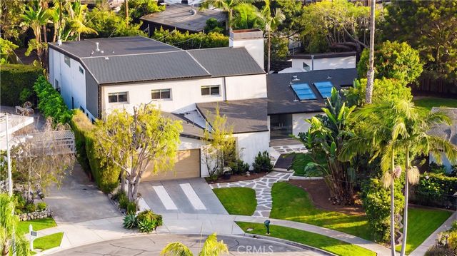 341 Vista Baya, Costa Mesa, CA 92627