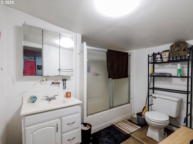 4840 Ne 99TH Ave, Portland, OR 97220