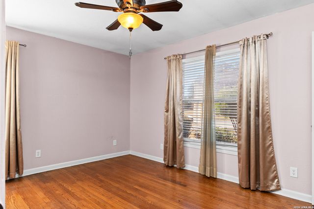 7706 Mertz, San Antonio, TX 78216