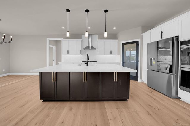 54714 Camden Court, Shelby Twp, MI 48316