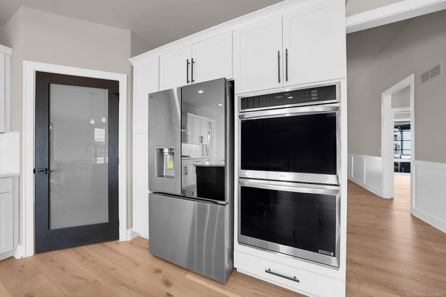 54714 Camden Court, Shelby Twp, MI 48316