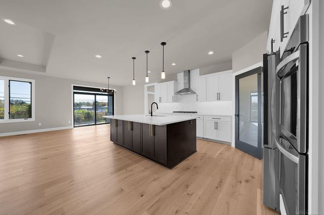 54714 Camden Court, Shelby Twp, MI 48316