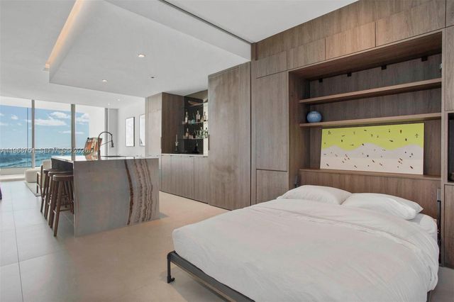 900 Biscayne Blvd 4307, Miami, FL 33132