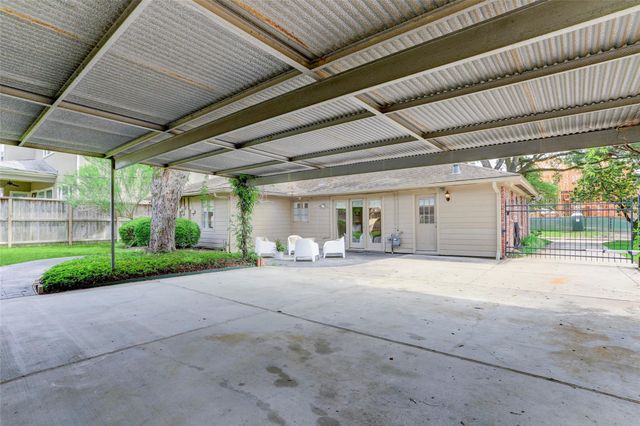 3744 Aberdeen Way, Houston, TX 77025