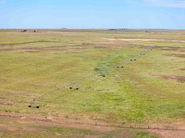Bourquin Cattle 495 Ac, Follett, TX 79034