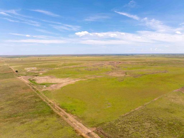 Bourquin Cattle 495 Ac, Follett, TX 79034