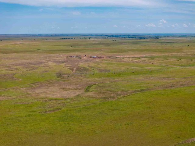 Bourquin Cattle 495 Ac, Follett, TX 79034