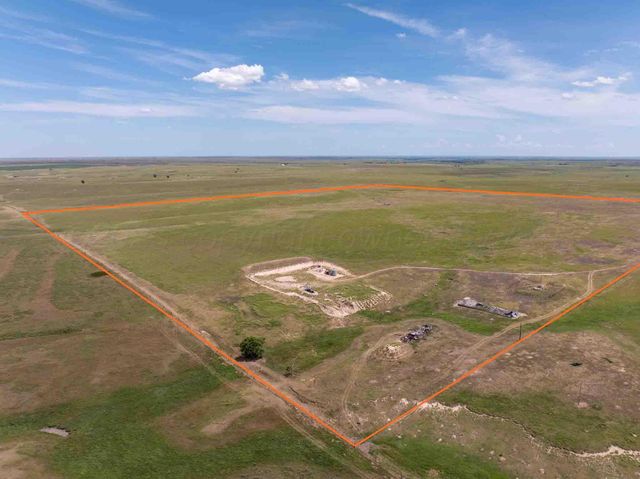 Bourquin Cattle 495 Ac, Follett, TX 79034