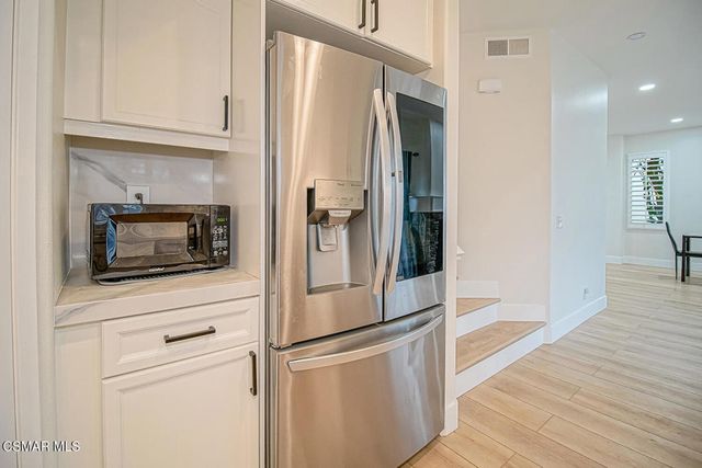 1743 Duskwood Way, Simi Valley, CA 93065