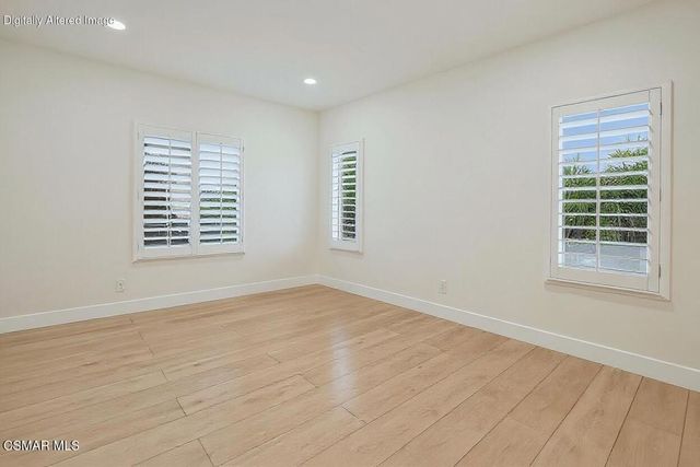 1743 Duskwood Way, Simi Valley, CA 93065