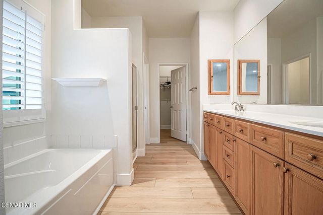 1743 Duskwood Way, Simi Valley, CA 93065