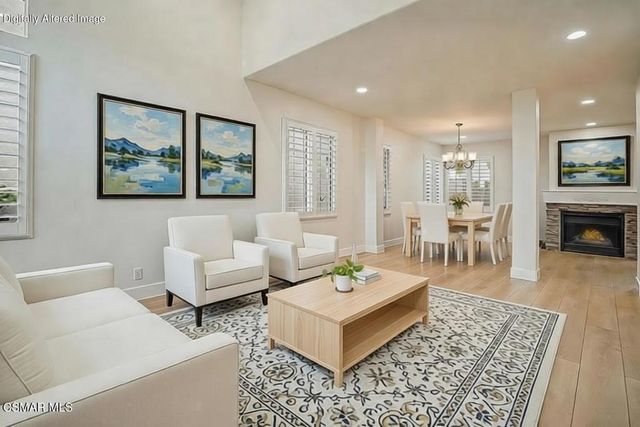 1743 Duskwood Way, Simi Valley, CA 93065