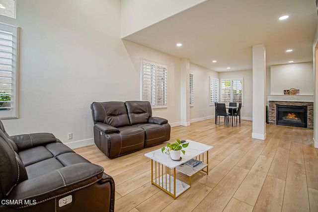 1743 Duskwood Way, Simi Valley, CA 93065