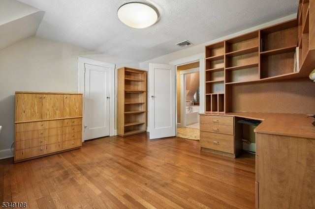 387 Beech Spring Rd, South Orange Village Twp., NJ 07079