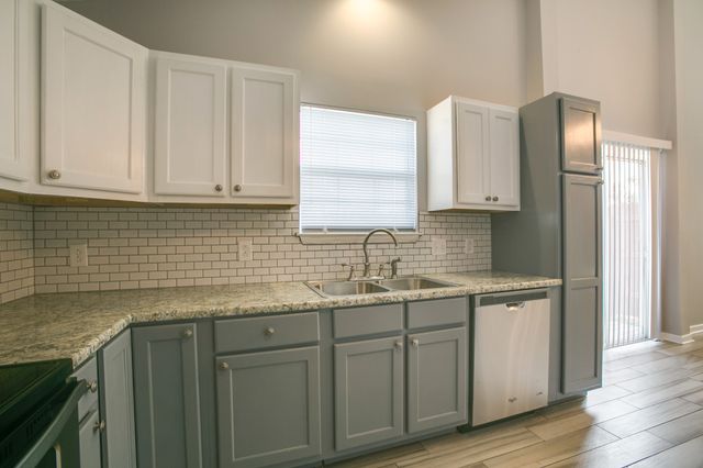 1139 Alandee St, Nashville, TN 37214