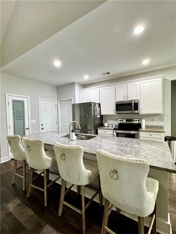 170 Willow Haven SE Street, Calhoun, GA 30701