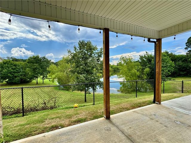 170 Willow Haven SE Street, Calhoun, GA 30701