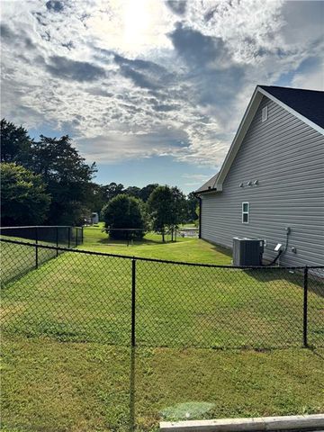 170 Willow Haven SE Street, Calhoun, GA 30701