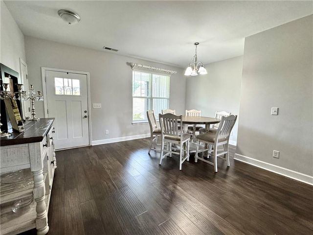 170 Willow Haven SE Street, Calhoun, GA 30701