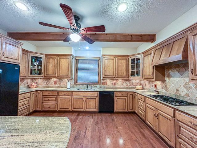 5259 Fm 946, Coldspring, TX 77331