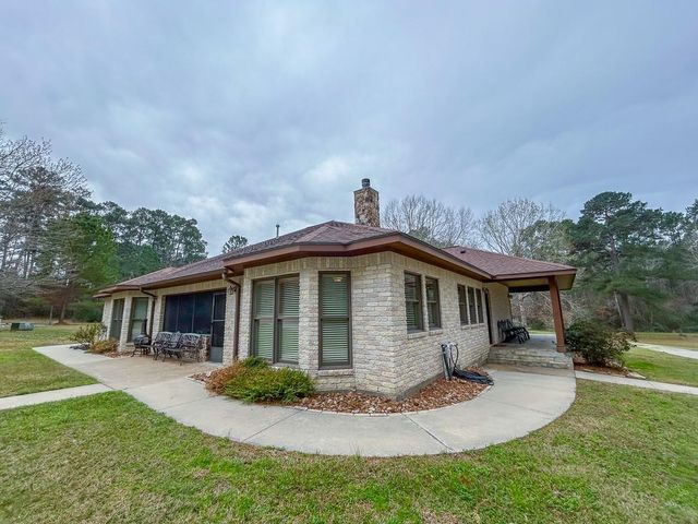 5259 Fm 946, Coldspring, TX 77331