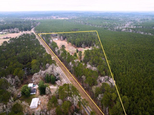 5259 Fm 946, Coldspring, TX 77331