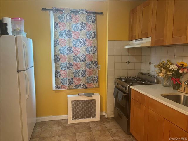 10741 127th Street, Richmond Hill, NY 11419