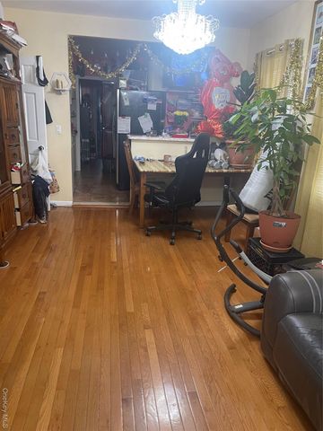 10741 127th Street, Richmond Hill, NY 11419