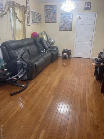 10741 127th Street, Richmond Hill, NY 11419