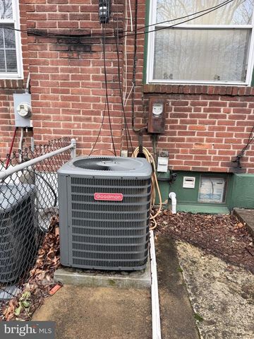 411 E 35TH ST, Wilmington, DE 19802