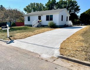 210 S Jackson Road, Ludington, MI 49431