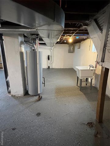 18928 Stoepel Street, Detroit, MI 48221