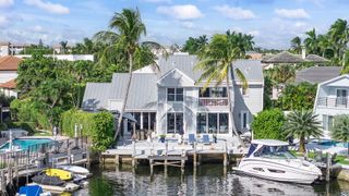 910 JASMINE Drive, Delray Beach, FL 33483