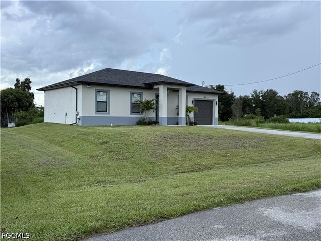383 Pennfield AVE, Lehigh Acres, FL 33974